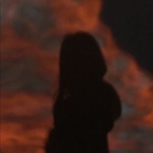 Meet your Posher, Daniela